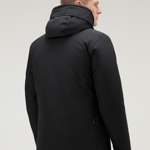 COPY - EUC - Woolrich Arctic Parka in Ramar Cloth with Detachable Fur Trim - Picture 6 of 13